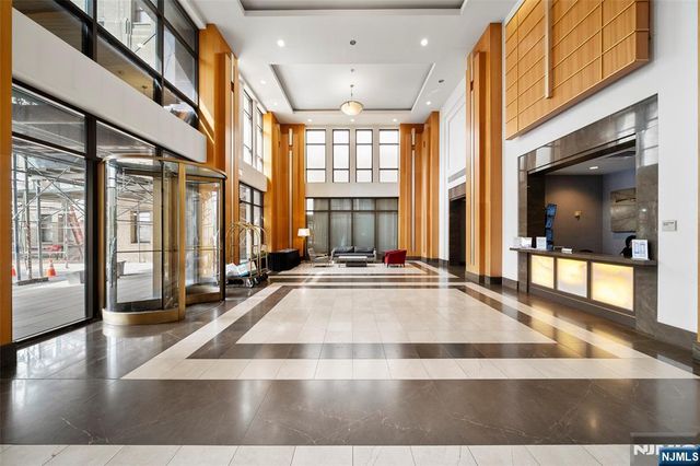 4 Beacon Way 1804, Jersey City, NJ 07304