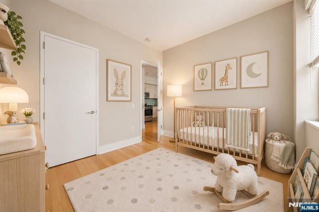 4 Beacon Way 1804, Jersey City, NJ 07304