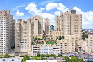 4 Beacon Way 1804, Jersey City, NJ 07304