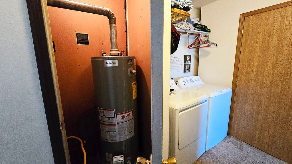 Image 22 of property listing at 409 S Pleasant Avenue, Centralia, IL 62801