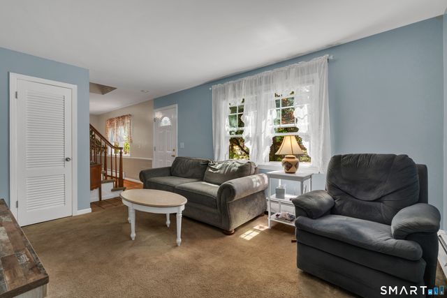 211 Maple Avenue, North Haven, CT 06473