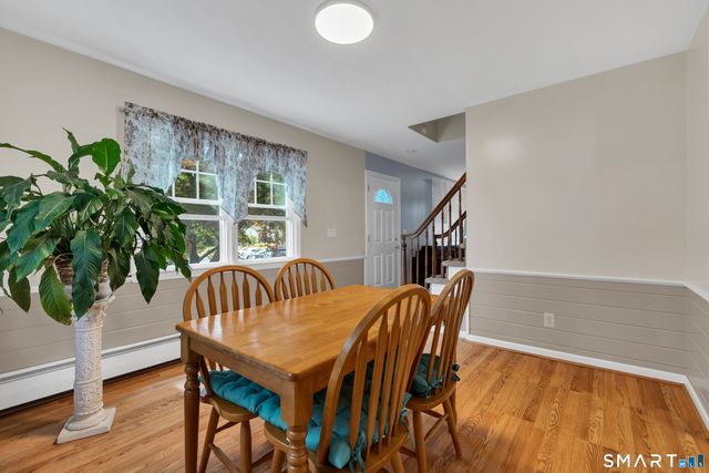 211 Maple Avenue, North Haven, CT 06473
