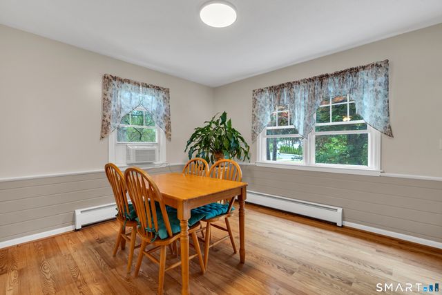 211 Maple Avenue, North Haven, CT 06473