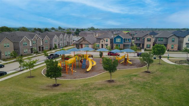 5225 Heritage Street, Haltom City, TX 76117