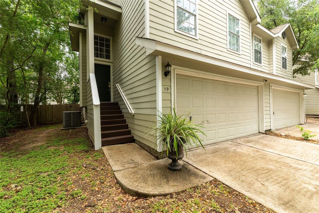 19 Timberstar Street, The Woodlands, TX 77382