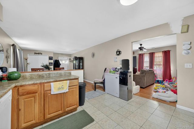 27-28 Williamsburg Drive, Newburgh, NY 12550