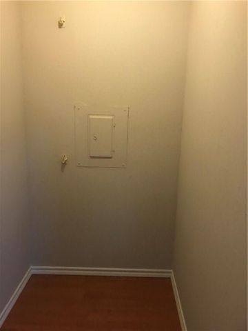 9803 Walnut Street 305, Dallas, TX 75243