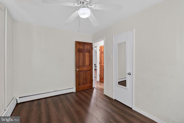 824 QUINCE LN, Secane, PA 19018