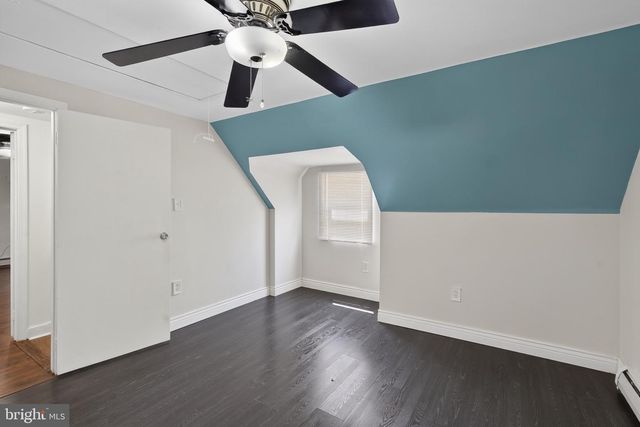 824 QUINCE LN, Secane, PA 19018