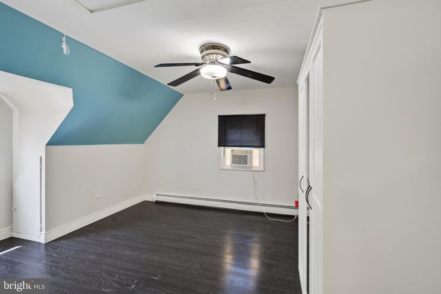 824 QUINCE LN, Secane, PA 19018