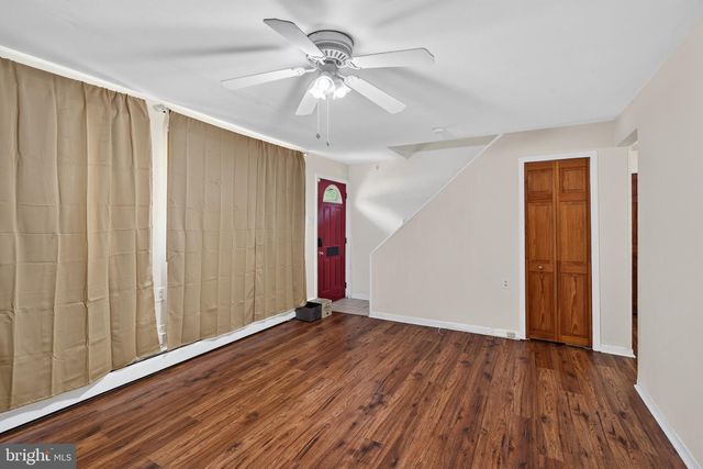 824 QUINCE LN, Secane, PA 19018
