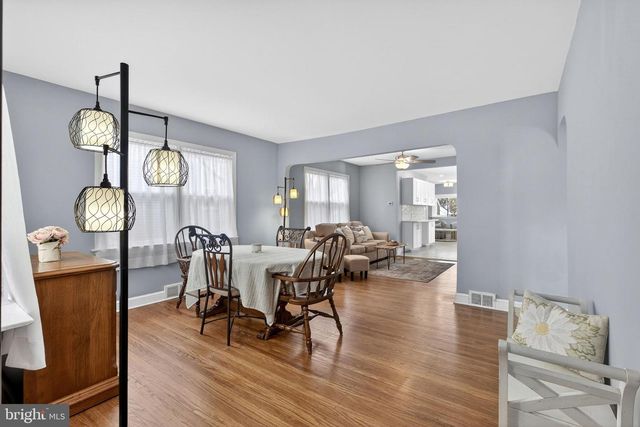 133 3RD AVE, Mount Ephraim, NJ 08059