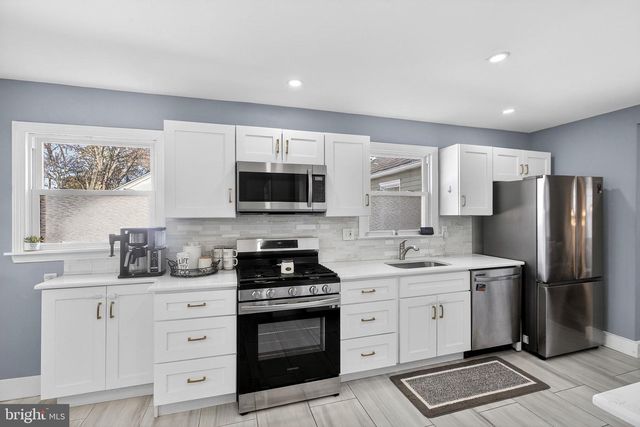 133 3RD AVE, Mount Ephraim, NJ 08059