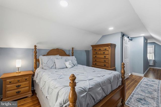 133 3RD AVE, Mount Ephraim, NJ 08059