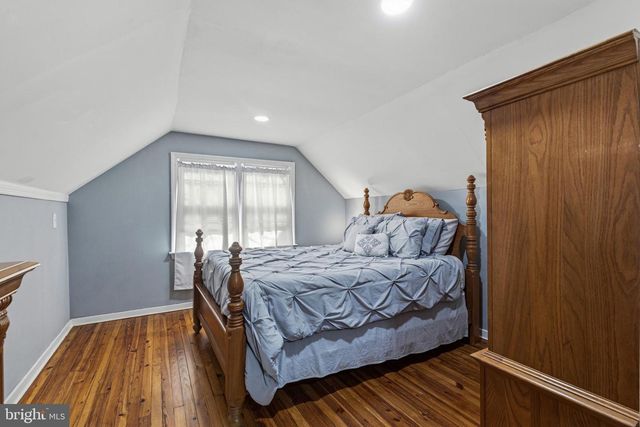 133 3RD AVE, Mount Ephraim, NJ 08059