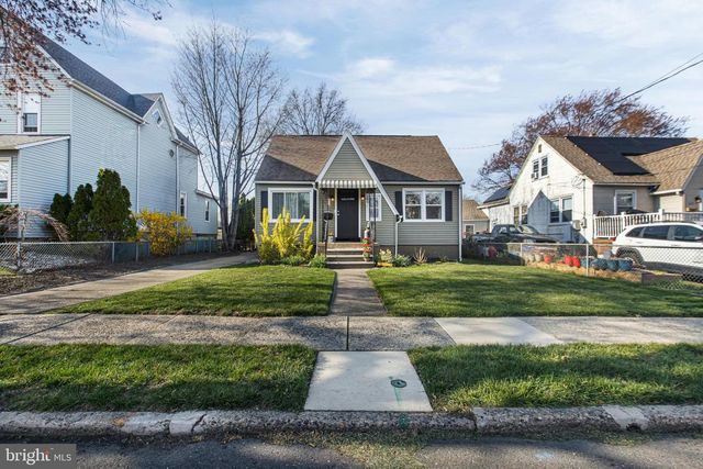 133 3RD AVE, Mount Ephraim, NJ 08059