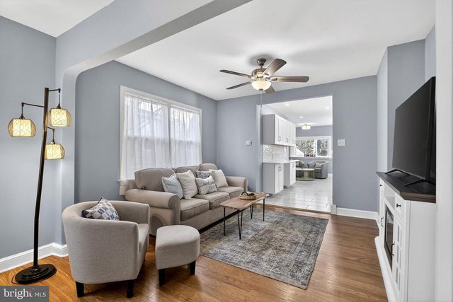 133 3RD AVE, Mount Ephraim, NJ 08059