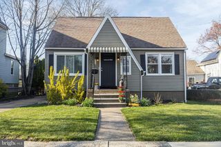133 3RD AVE, Mount Ephraim, NJ 08059