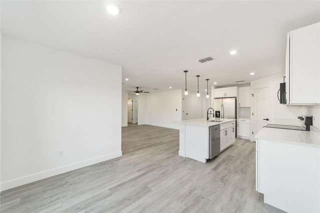 191 JUNIPER LOOP CIRCLE, Ocala, FL 34480