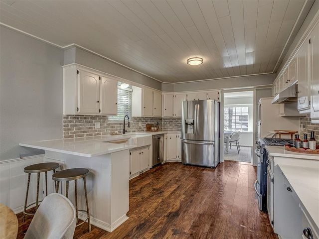 1900 Cedar Ridge Road, Edmond, OK 73013