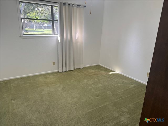 6 Ramona Lane, Victoria, TX 77904