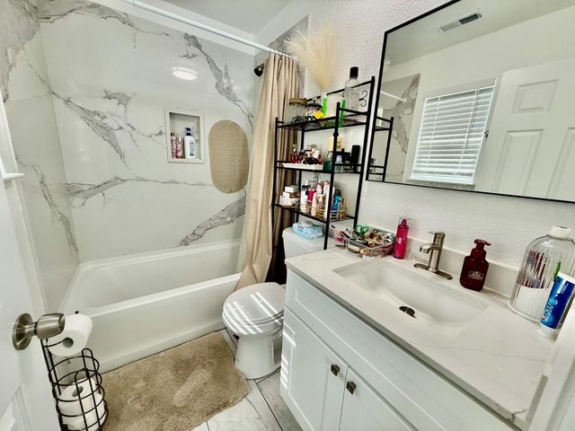 1840 W Hazelton Ave, Stockton, CA 95203