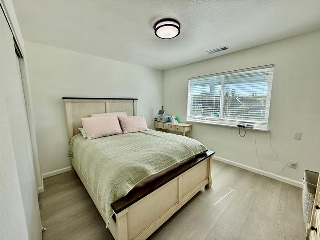 1840 W Hazelton Ave, Stockton, CA 95203