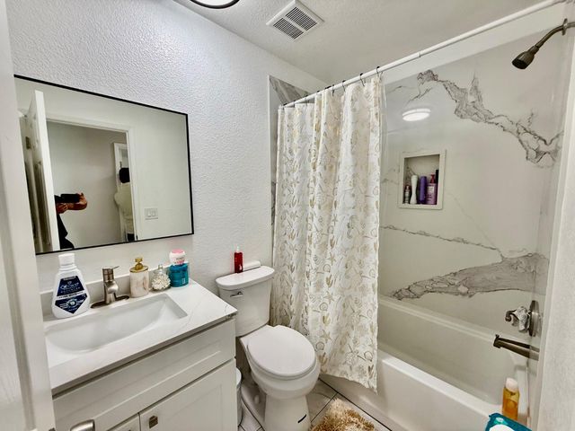 1840 W Hazelton Ave, Stockton, CA 95203