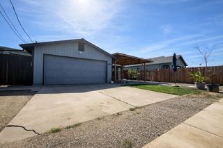 1840 W Hazelton Ave, Stockton, CA 95203