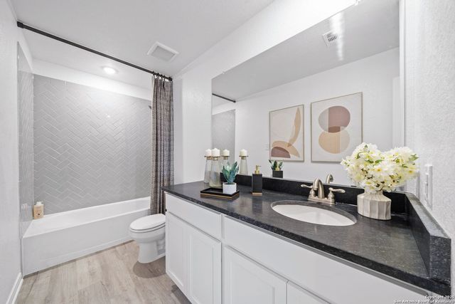 2302 Dry Moss Way, San Antonio, TX 78224