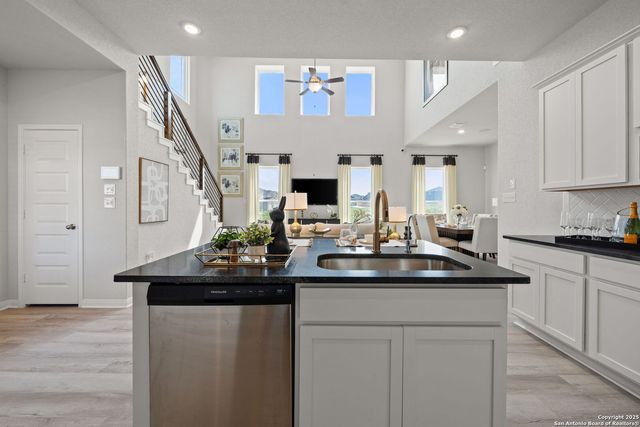 2302 Dry Moss Way, San Antonio, TX 78224