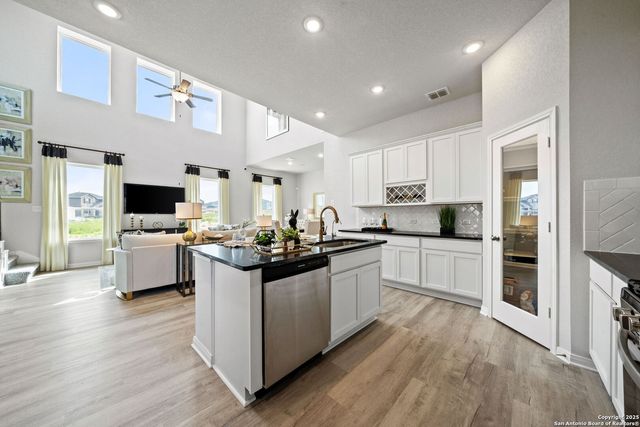 2302 Dry Moss Way, San Antonio, TX 78224