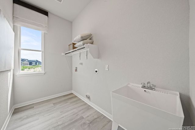 2302 Dry Moss Way, San Antonio, TX 78224