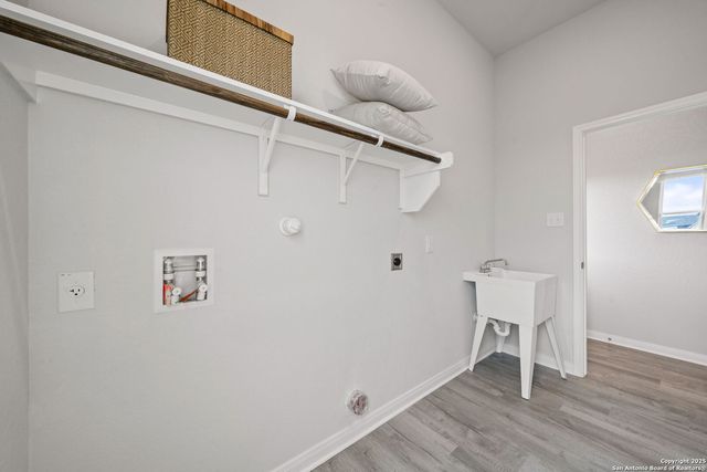 2302 Dry Moss Way, San Antonio, TX 78224