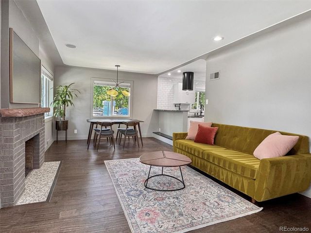 576 Steele St, Denver, CO 80206