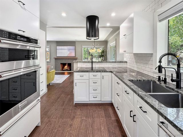 576 Steele St, Denver, CO 80206