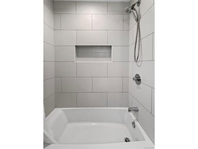 576 Steele St, Denver, CO 80206