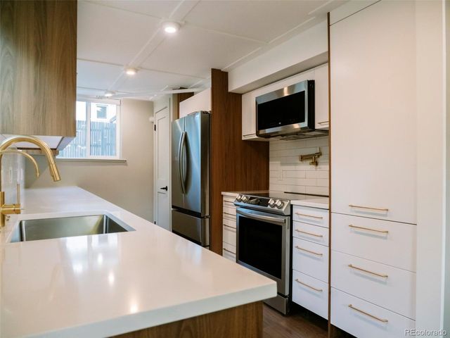 576 Steele St, Denver, CO 80206