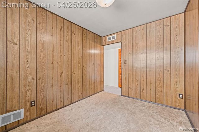 7901 Roosevelt Street, Taylor, MI 48180