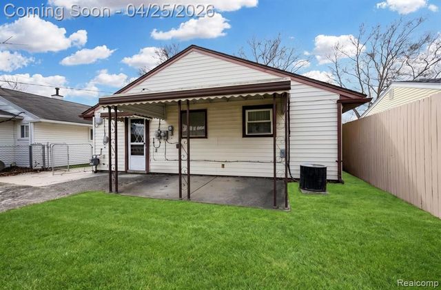 7901 Roosevelt Street, Taylor, MI 48180