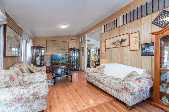 4241 Mount Hukee Avenue, San Diego, CA 92117