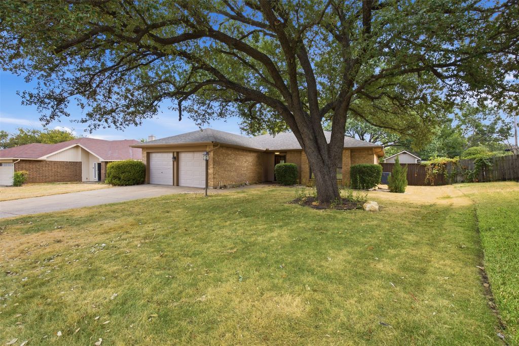6417 Shasta Trail, Fort Worth, TX 76133 — photo 3