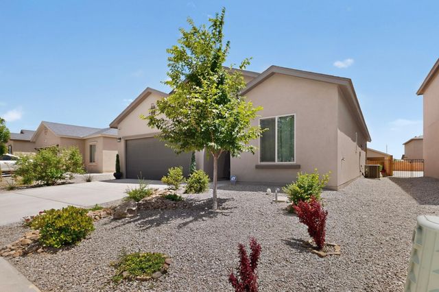 150 Spectrum Avenue SW, Rio Rancho, NM 87124