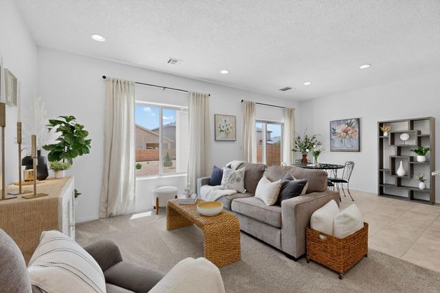 150 Spectrum Avenue SW, Rio Rancho, NM 87124