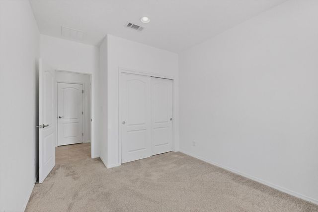 150 Spectrum Avenue SW, Rio Rancho, NM 87124