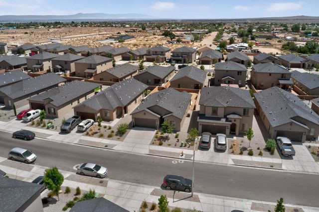 150 Spectrum Avenue SW, Rio Rancho, NM 87124