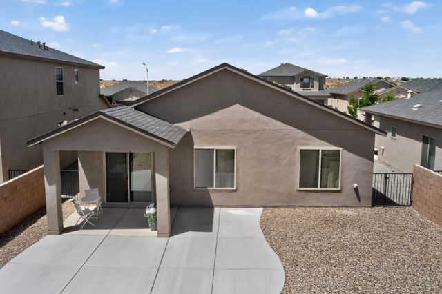 150 Spectrum Avenue SW, Rio Rancho, NM 87124