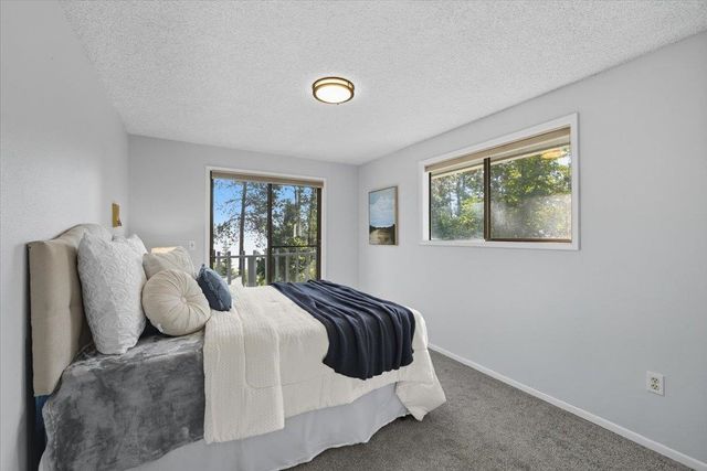 1221 S Garry Rd, Liberty Lake, WA 99019