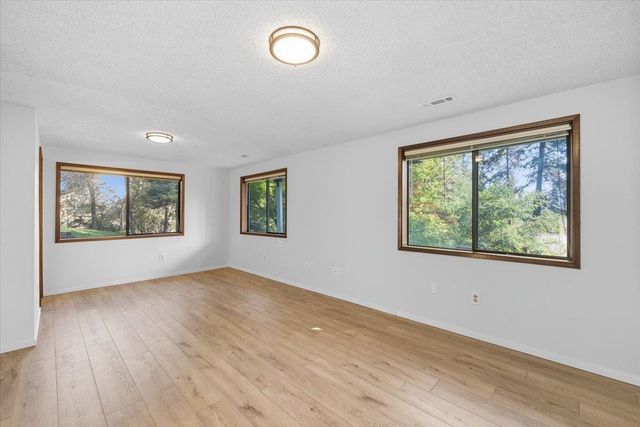 1221 S Garry Rd, Liberty Lake, WA 99019