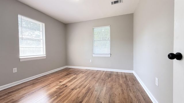 2351 E CABLE ST, Memphis, TN 38114